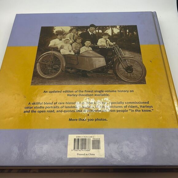 ‎Harley Davidson : the ultimate machine book - Picture 2 of 6